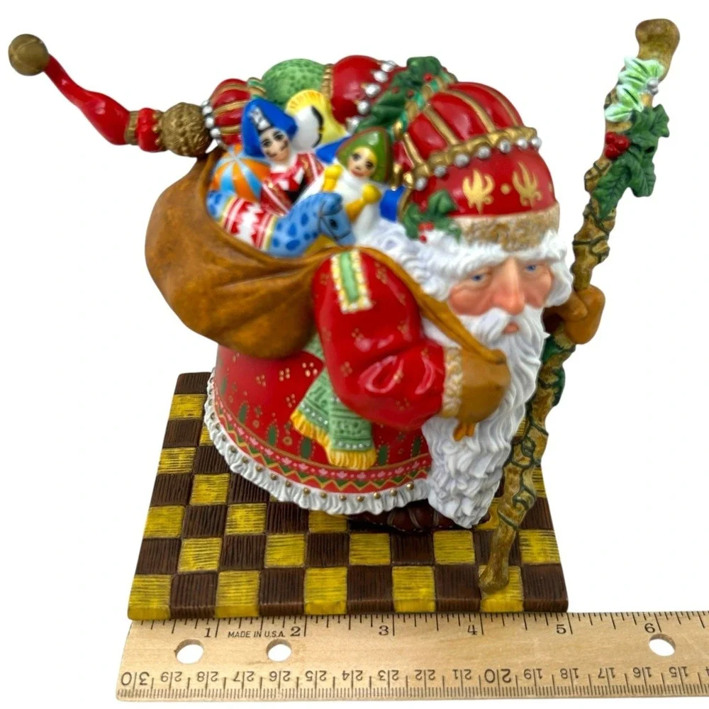 Greenwich Workshop OLDE WORLD SANTA Porcelain Figurine by James Christensen #274